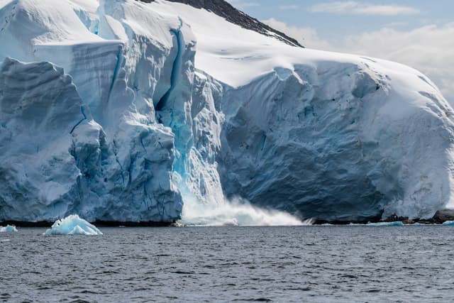 ‘Doomsday Glacier’ could double sea-level rise by 2100