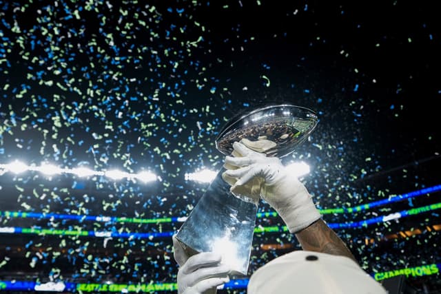 LA Super Bowl dreams on line as Rams, Chargers hit rock bottom