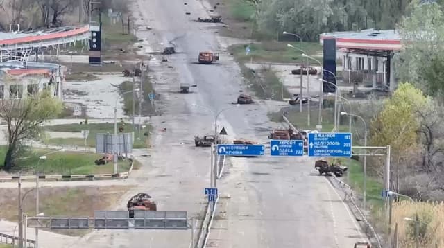 Russia, Ukraine commence Oleshky truce while clashing elsewhere
