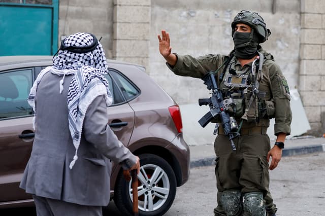 Israeli military ops push Palestinian exodus in Hebron to near 5,000