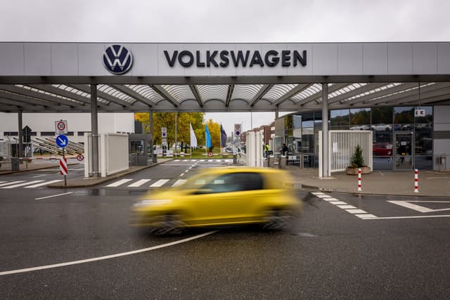 Volkswagen's loss deepens in Q3, adding to restructuring stakes
