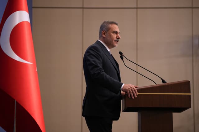 Türkiye's top diplomat to address regional crises at G-20 talks in US