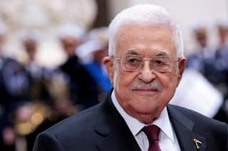 Turkish Cypriots resent Abbas’ visit to southern Cyprus