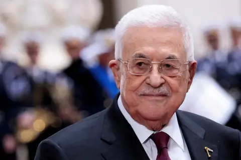 Turkish Cypriots resent Abbas’ visit to southern Cyprus
