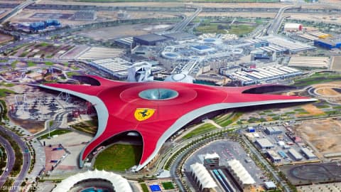 جزيرة ياس.. استثمارات ضخمة و175 ألف وظيفة بحلول 2030