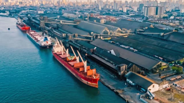 مجموعة موانئ أبوظبي تستكمل الاستحواذ على سي إل آي البرازيلية