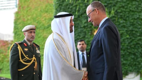 رئيس الإمارات والمستشار الألماني يبحثان تعزيز شراكة البلدين