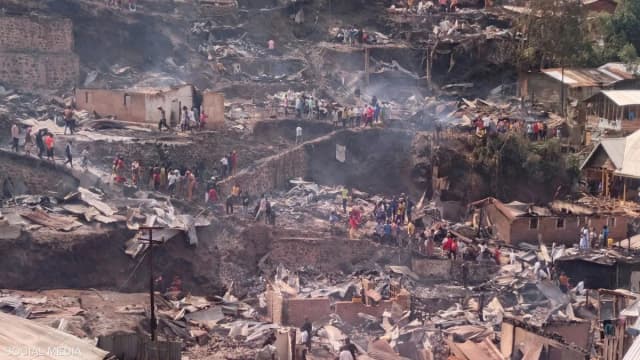 نيران تحاصر الطلاب في الكونغو.. 24 قتيلا بحريق مدرستين