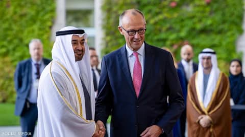 محمد بن زايد: بحثت مع ميرتس ترسيخ السلام بالشرق الأوسط