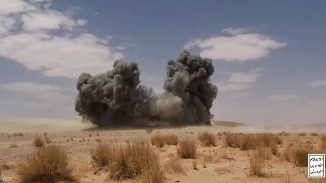 الحوثيون يستكملون سيطرتهم على منطقة باب المندب