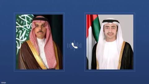 عبدالله بن زايد يجري اتصالا هاتفيا مع وزير خارجية السعودية