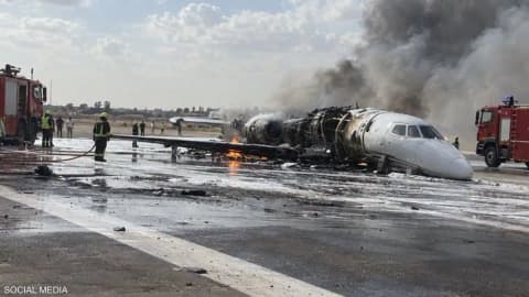 طائرة خاصة تتعرض لحادث في مطار مصراتة.. وإغلاق المجال الجوي