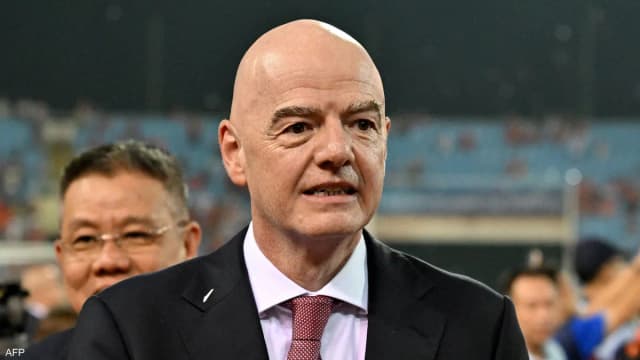 بالأصوات والمليارات.. كيف يحمي الفيفا عرش إنفانتينو؟