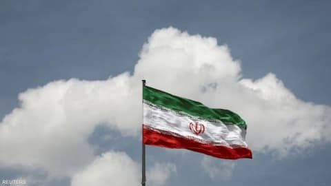 بعد رفض ترامب.. خطاب عسكري إيراني ومطالب بالتفاوض