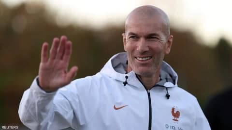 راتب زيدان مع منتخب فرنسا.. مفاجأة في تفاصيل العقد