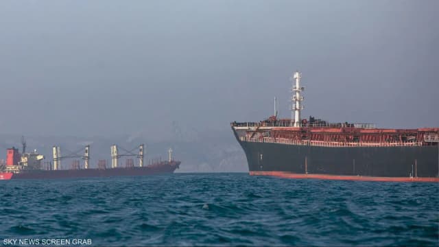 مفاوضات إيران وأميركا.. هرمز والنووي يعطلان التسوية