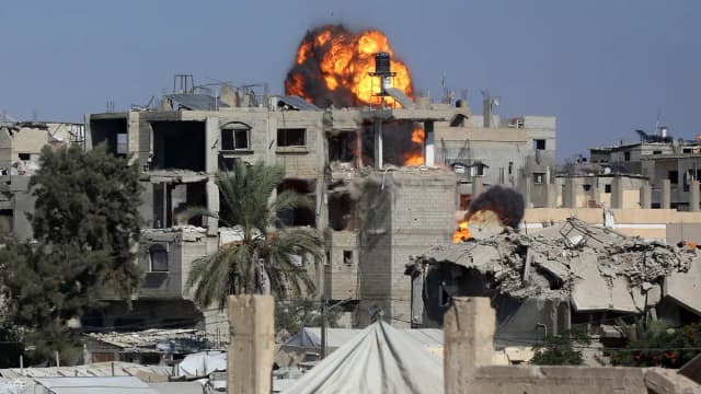 قتيلة وجرحى بقصف مدفعي إسرائيلي على غزة