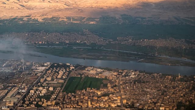 مصر.. ضبط 56 قطعة سلاح آلي داخل قطار متجه إلى القاهرة