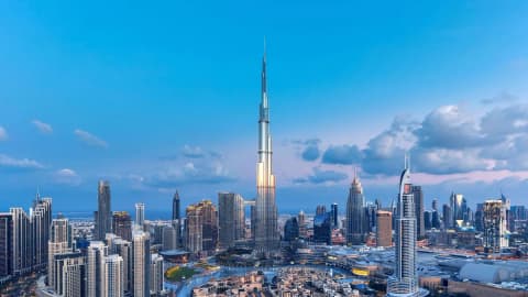 اقتصاد دبي يسجل 129 مليار دولار في النصف الأول من 2026