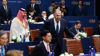 لافروف يتحدث عن العلاقات مع واشنطن.. و"أوهام" صفقة الديزل