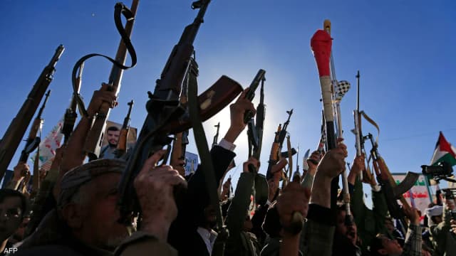 الحوثيون يعلنون تنفيذ 3 عمليات استهدفت منشآت سعودية
