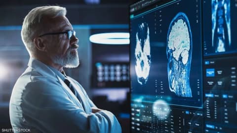 الدماغ وألم الظهر.. علاقة معقدة تكشفها دراسة جديدة