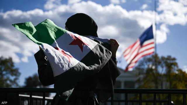 واشنطن تعدل لوائح العقوبات بعد شطب سوريا من قائمة الإرهاب