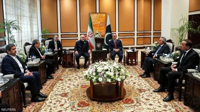 وسط التصعيد.. باكستان تتمسك بالمفاوضات بين أميركا وإيران