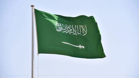 الدفاعات السعودية تعترض 10 صواريح باليستية حوثية