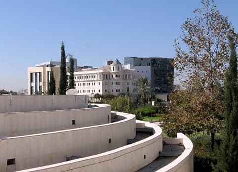 נחשף: מרצה מבר אילן תכנן לרצוח מאות ערבים