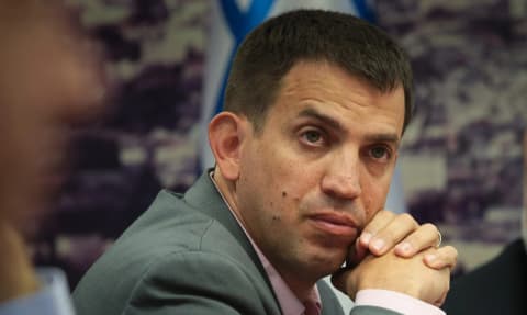 המועמד של איזנקוט מזהיר: "אל תצביעו לו"