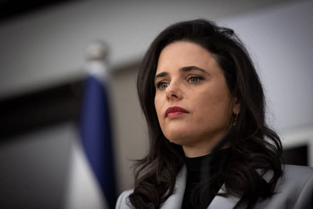 איילת שקד מטילה פצצה: זה מה שנתניהו ביקש מבנט