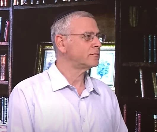 מגיש ערוץ 14 משתלח ברב בני לאו: "אתה איש מטונף"