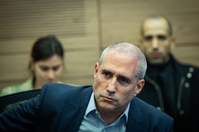 הח"כ מהליכוד נגד עובדי לשכתו: "אף אחד לא עונה לי"