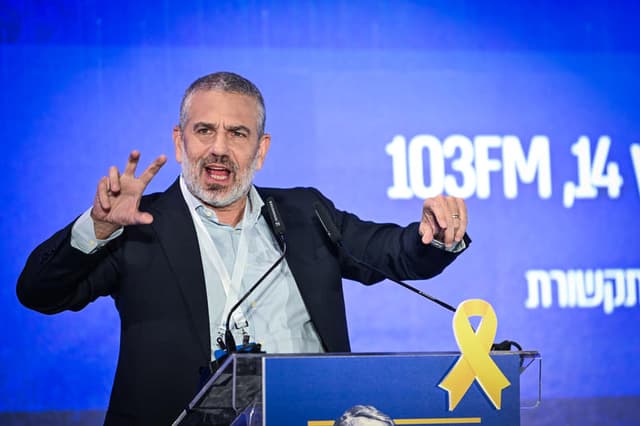 ינון מגל מגיב לסערה התקשורתית: "אין בושה"