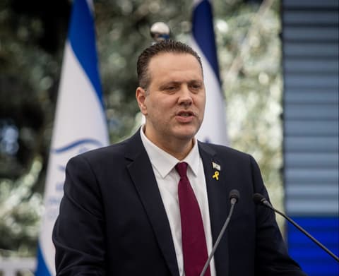 שר התרבות בצעד חריג נגד הסרט "נז"א"