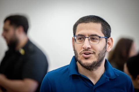 אבישי גרינצייג בתגובה לחשיפה הדרמטית: "הוא ירד לגמרי מהפסים"