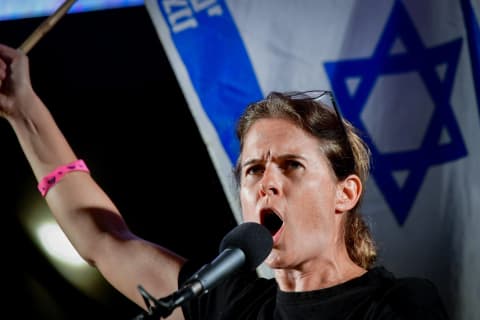 בן זוגה של שקמה ברסלר מאיים בתביעה נגד מגיש ערוץ 14