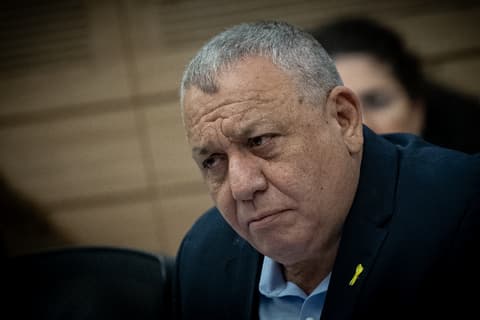 השר מהליכוד מפתיע: "אם איזנקוט יהיה גדול יותר - אציע לשבת איתו ברוטציה"