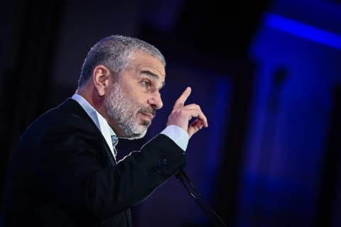 ינון מגל: "בעקבות סערת הקוף גוש הקואליציה עלה 2 מנדטים"
