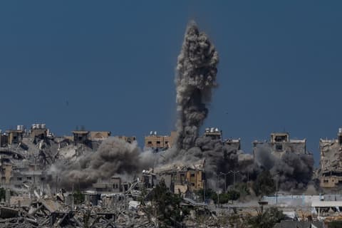 חוסל במקום: צה"ל הפתיע צלף חמאס עם מתקפה אווירית