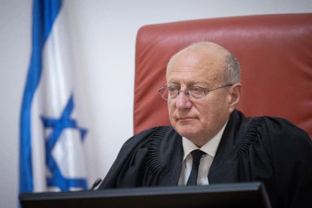 שופט בג"ץ אלכס שטיין חושף את דעתו בנוגע לאבו שחאדה