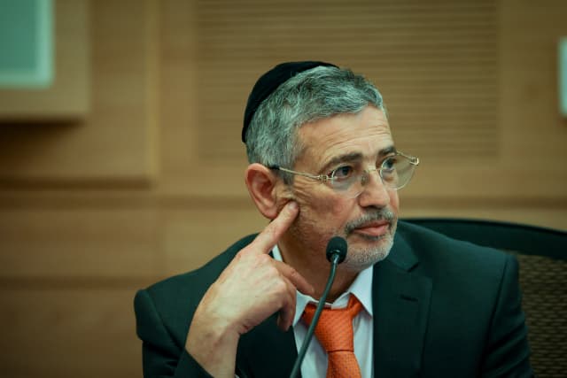 מנכ"ל הרבנות הראשית דורש חקירה נגד עיתונאית "הארץ"