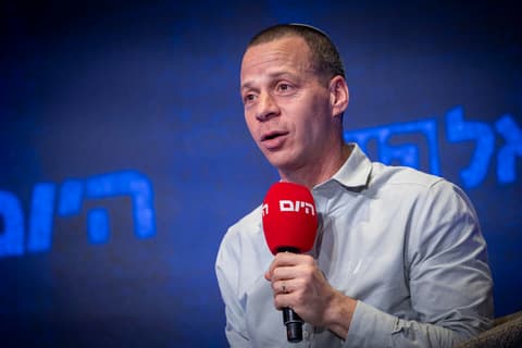 עמית סגל: אם הוא עומד במילתו, הסיפור גמור