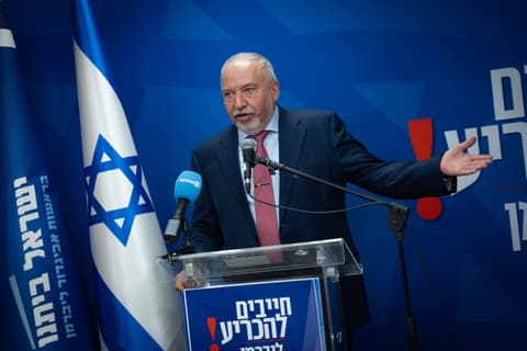 ליברמן במתקפה חסרת תקדים נגד גדי איזנקוט