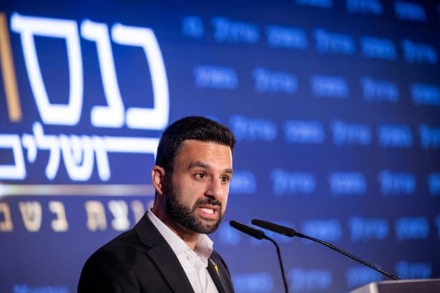 יוסף חדאד מגיב לראשונה לסערה סביבו