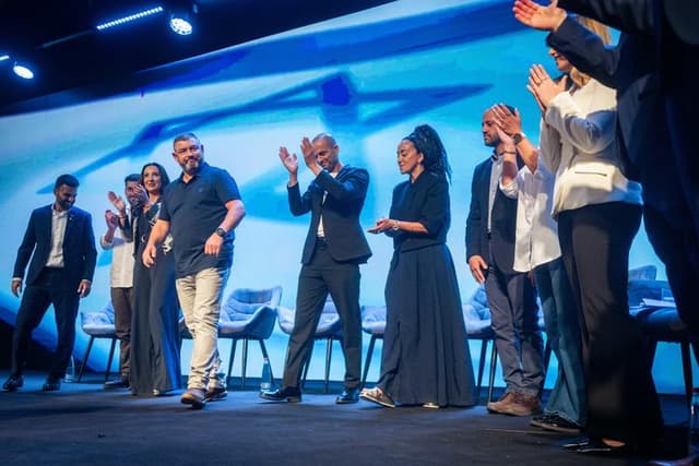 שבוע אחרי שעזב את המפלגה הוא מודה: "לא הערכתי את זה נכון"