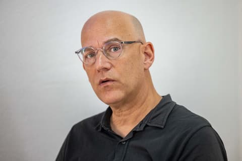 גיא פלג חושף: זו הסיבה שאני לא תוקף את עמית סגל