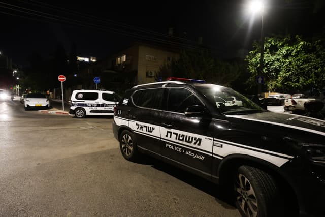 חשד לרצח בירושלים: גבר נורה למוות, ארבעה נוספים נפצעו