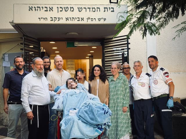במבצע מורכב: החולה מטיפול נמרץ הגיע לסליחות